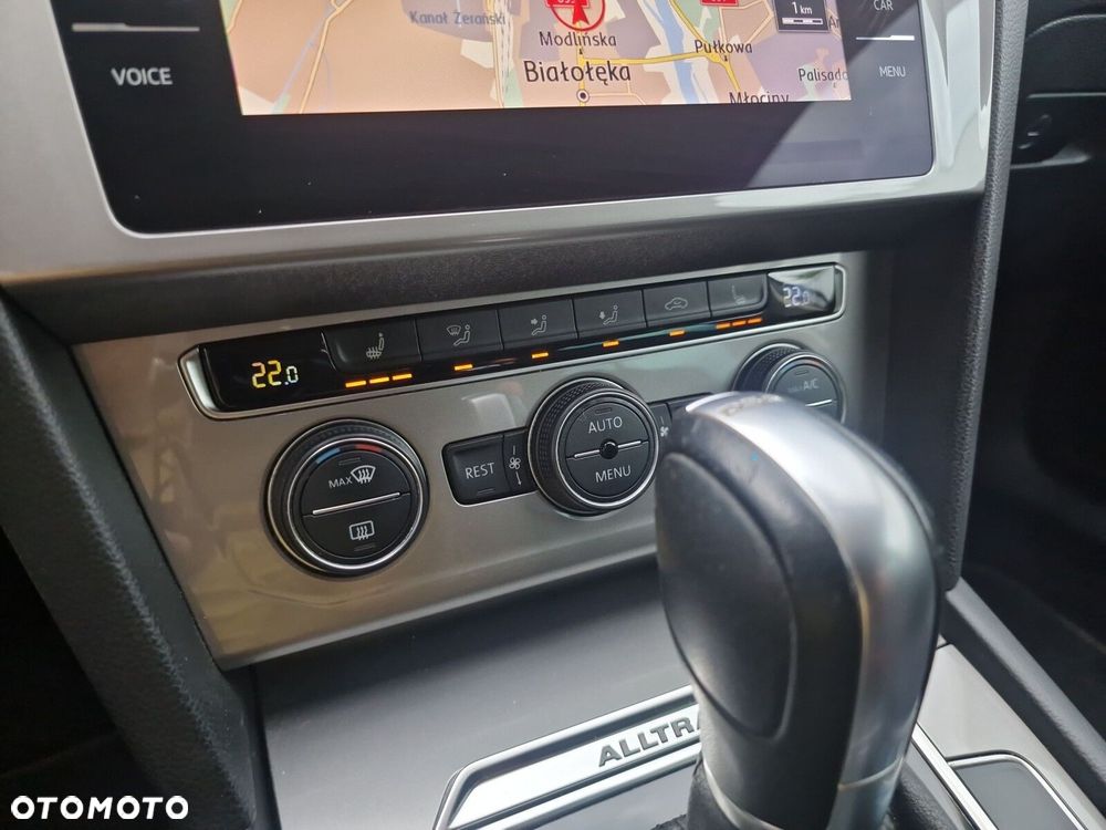 Volkswagen Passat Alltrack 2.0 TDI 4Mot DSG - 23
