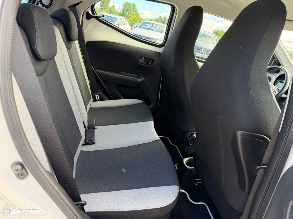 Toyota Aygo 1.0 X-Play+AC+X-Touch - 14
