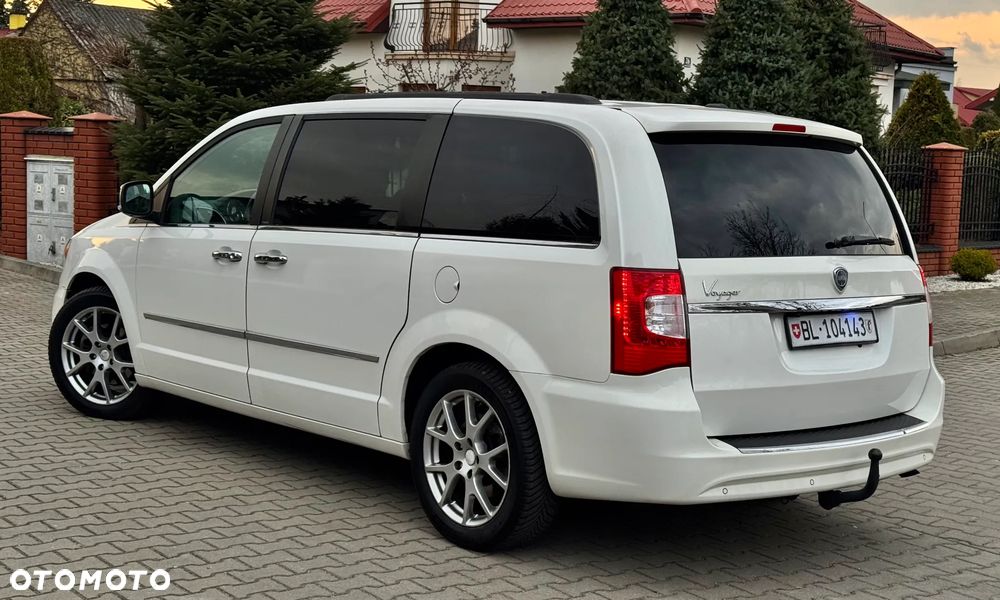 Lancia Voyager 2.8 Multijet 16v Platinum - 18