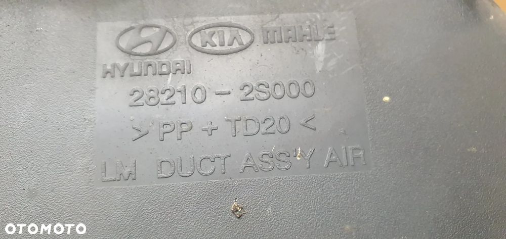 Wlot kanał dolot powietrza Kia Sportage III 28210-2S000 - 6