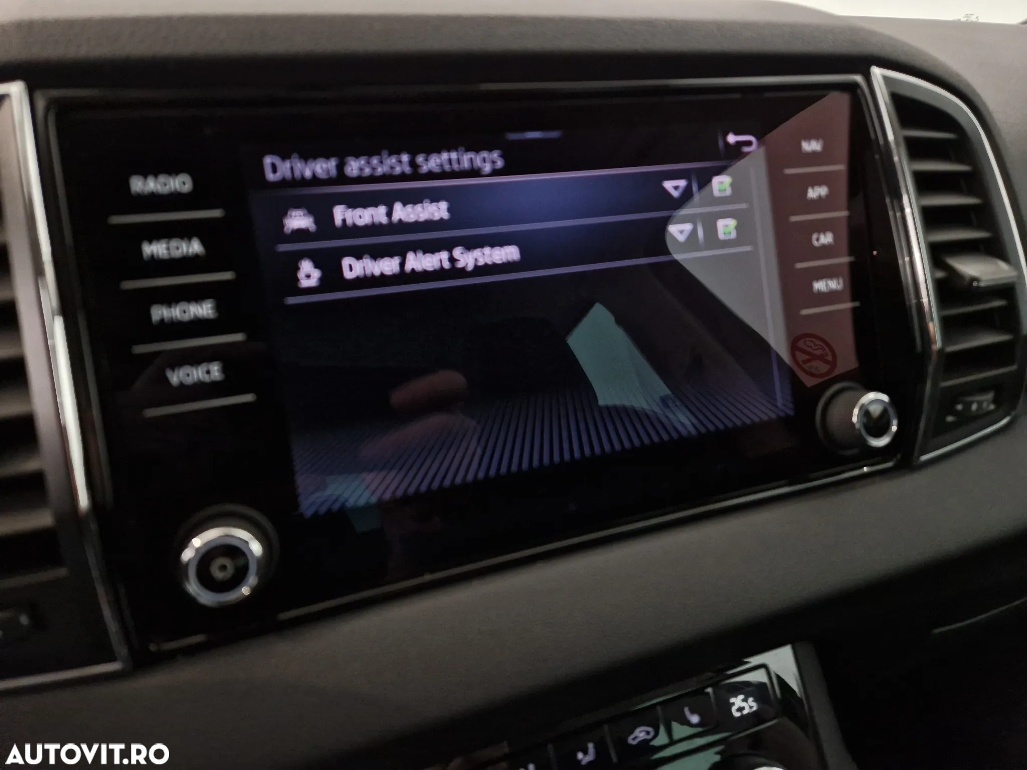 Skoda Karoq 1.5 TSI DSG Ambition - 22