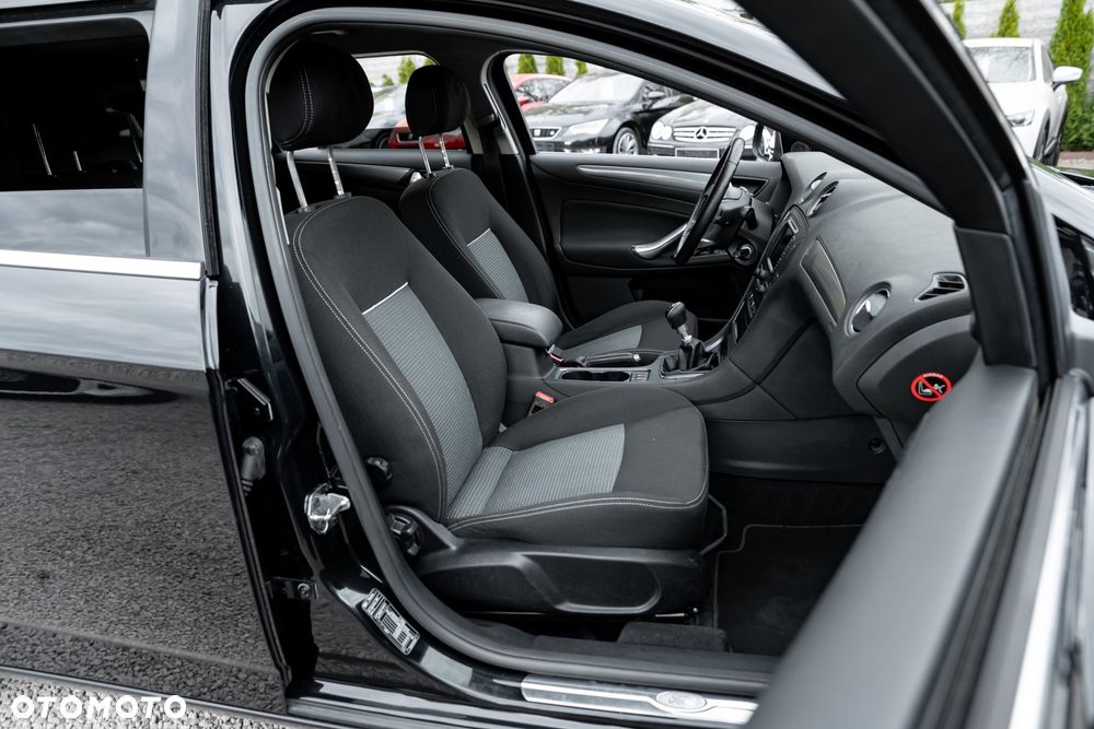 Ford Mondeo 2.0 TDCi Sport - 24