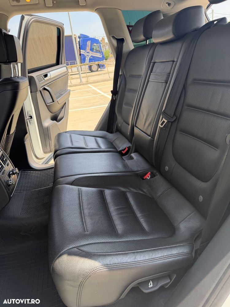 Volkswagen Touareg 3.0 V6 TDI BMT - 13