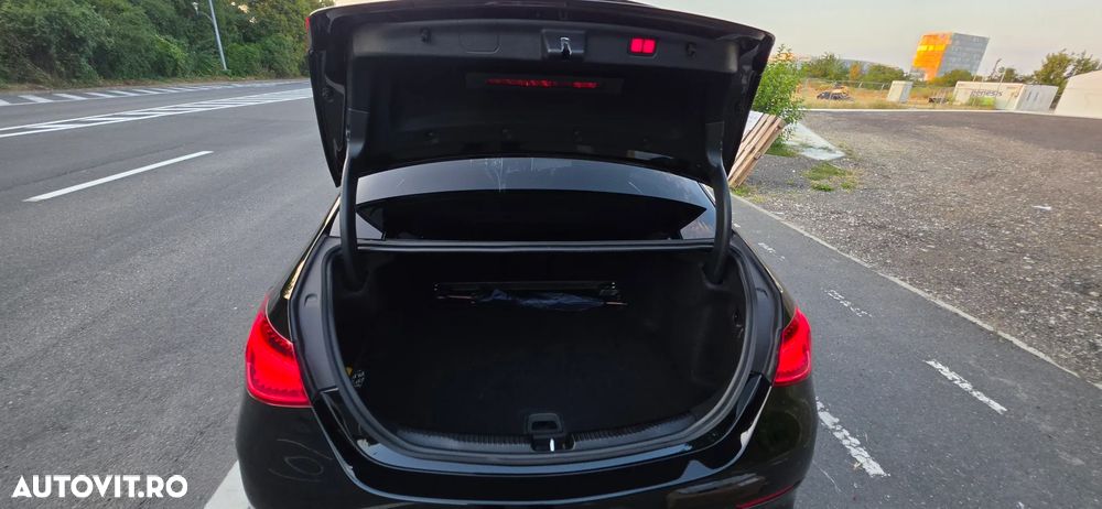 Mercedes-Benz C 300 9G-TRONIC AMG Line - 17