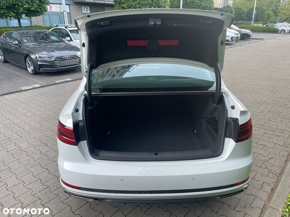 Audi A4 35 TFSI S tronic - 6