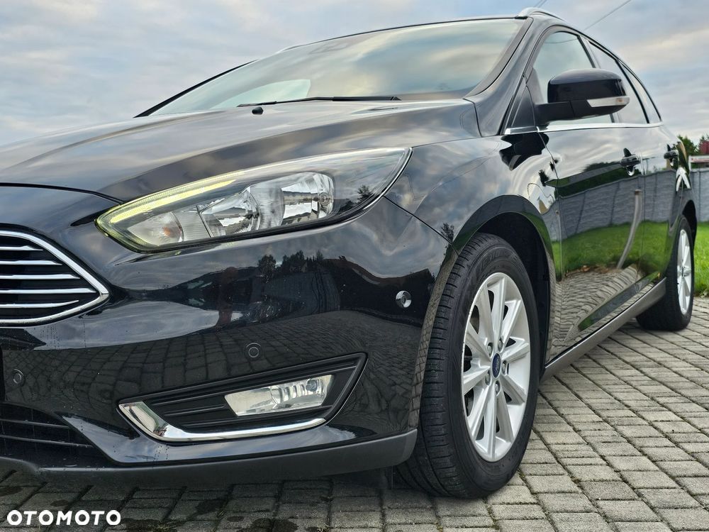 Ford Focus Turnier 1.0 EcoBoost Start-Stopp-System TITANIUM X - 12