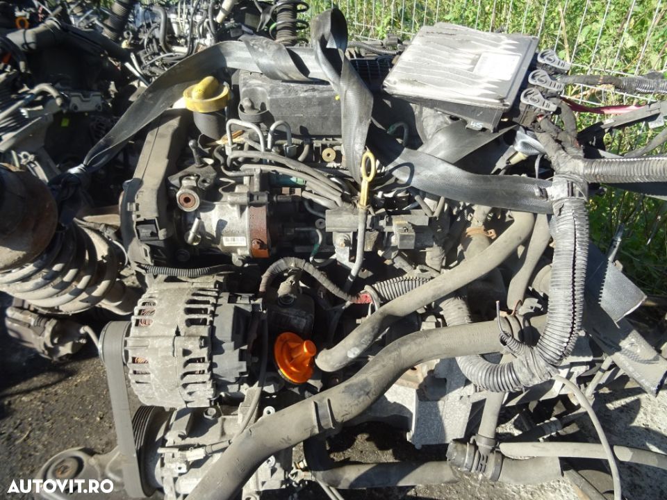 Motor Dacia Sandero 1.5 DCI E4 din 2009 fara anexe - 1