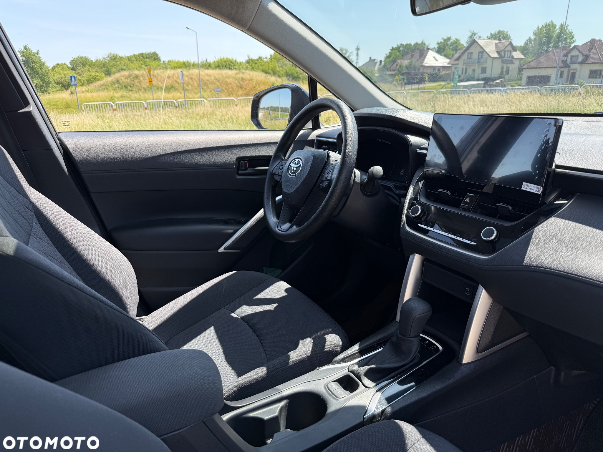 Toyota Corolla Cross - 23