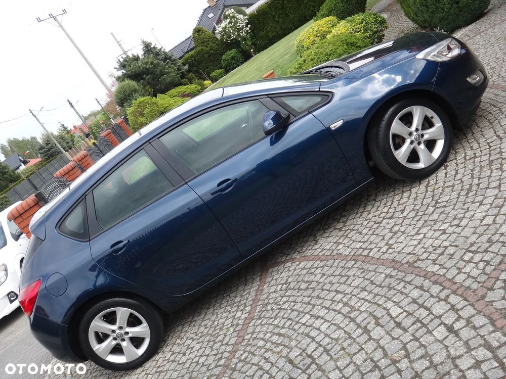 Opel Astra 1.6 Edition Sport - 19