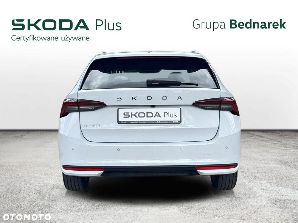 Skoda Octavia 1.5 TSI mHEV Selection DSG - 4