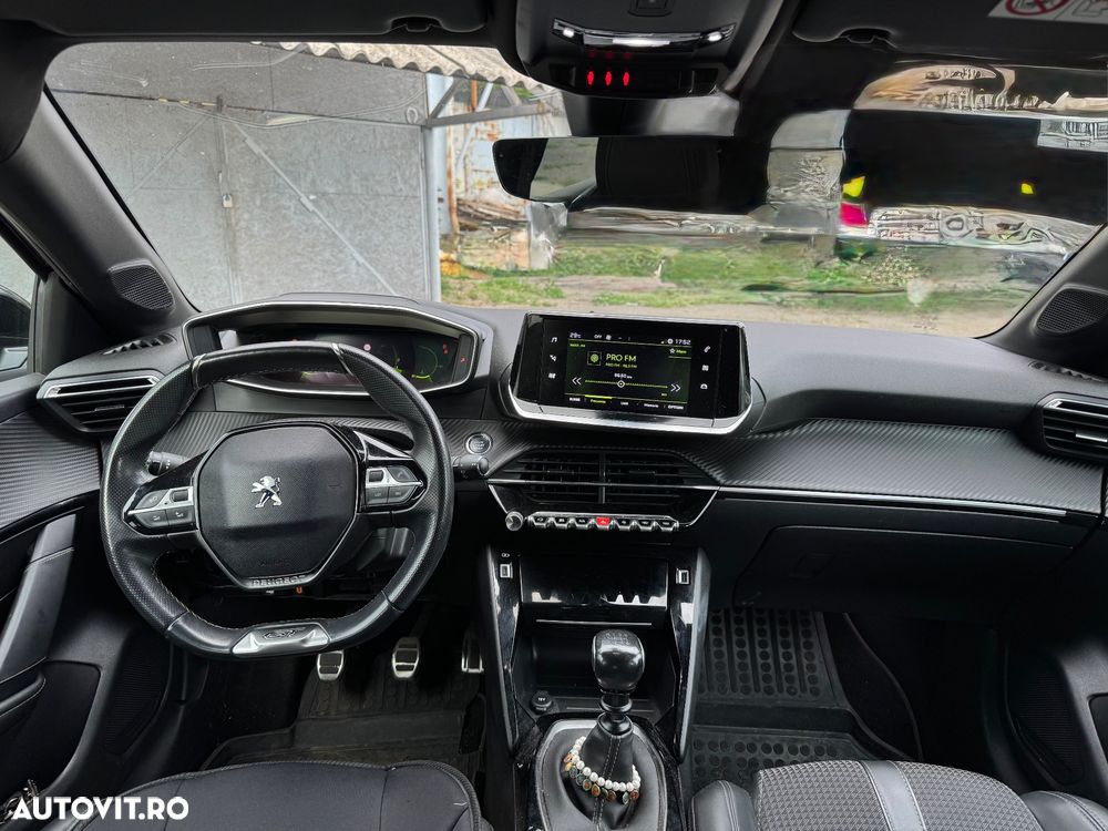 Peugeot 208 PureTech 100 GT - 6