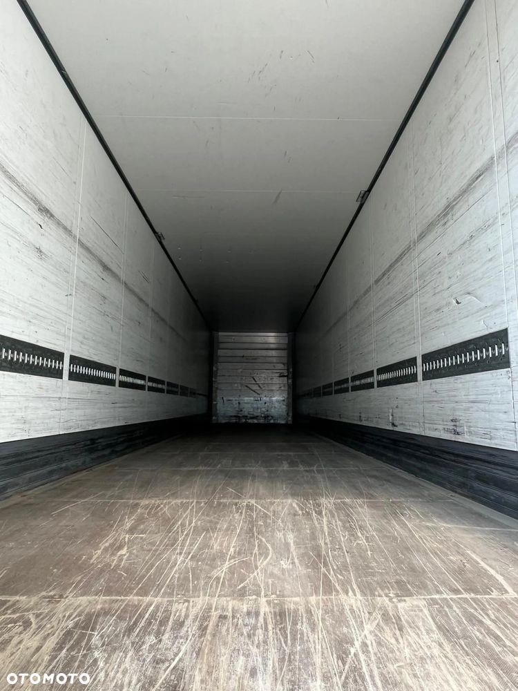 Schmitz Cargobull SKO - 8