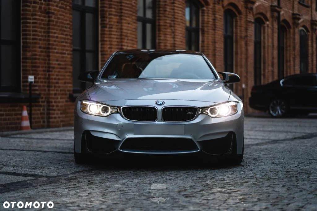 BMW M4 DKG - 3