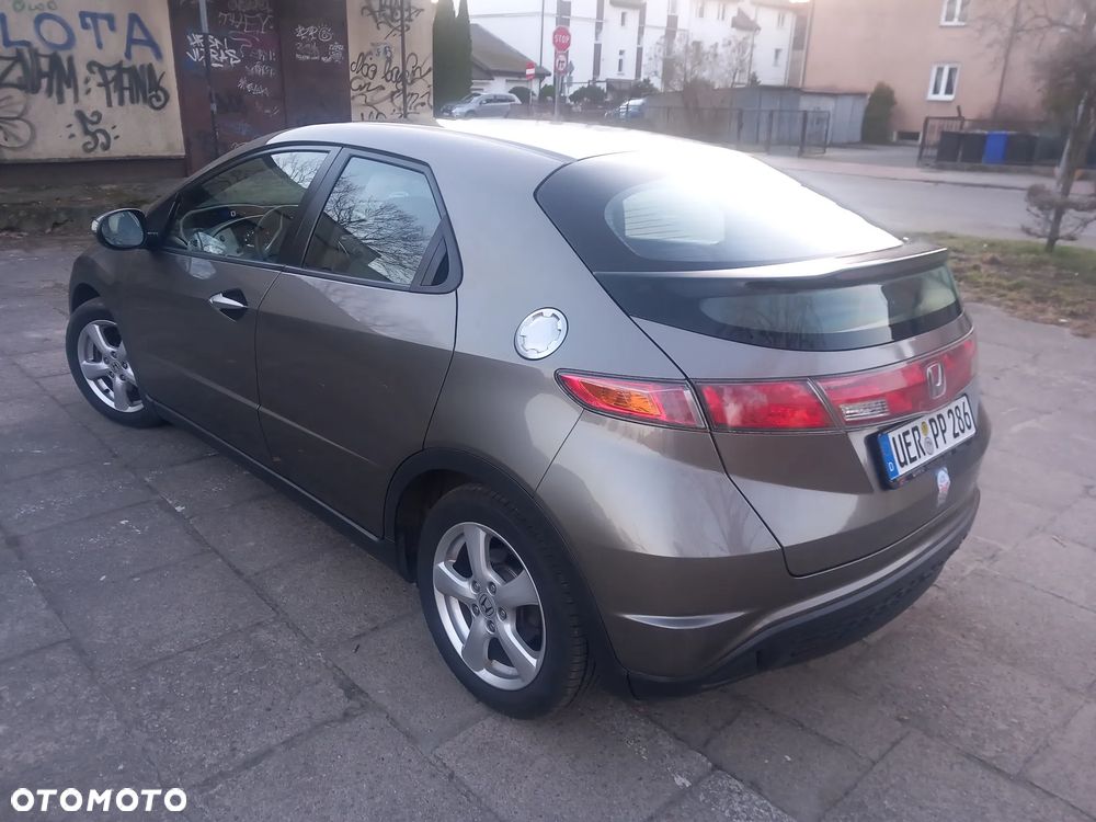 Honda Civic 1.4 i-VTEC Comfort - 10
