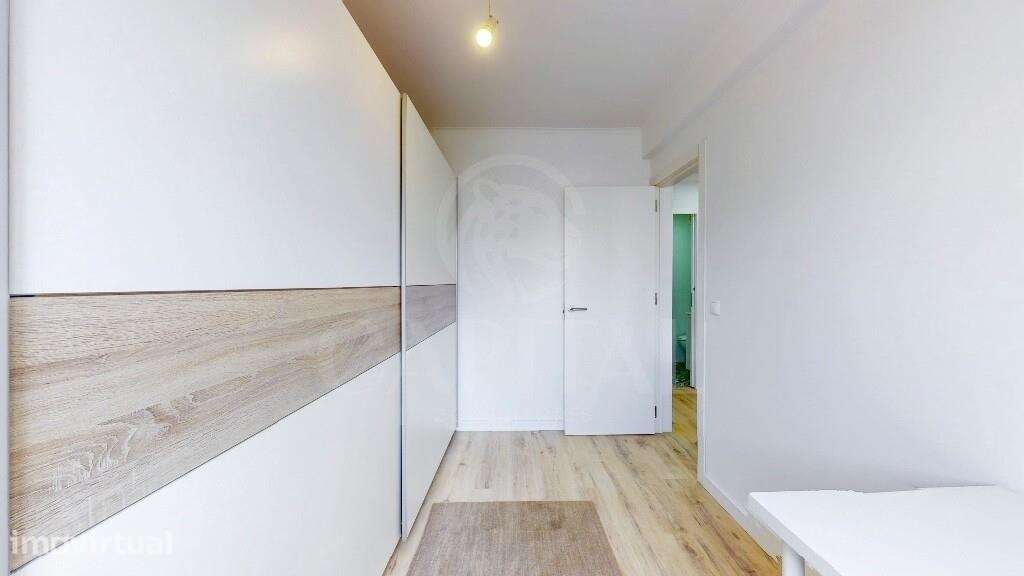 Apartamento T3 renovado e mobilado - Grande imagem: 3/26