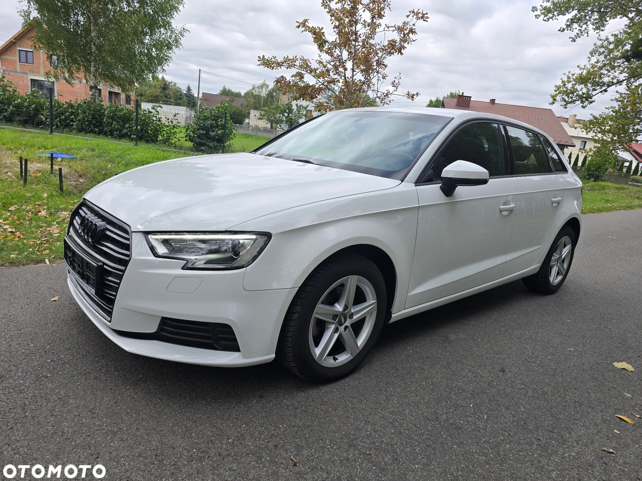 Audi A3 Sportback 1.6 TDI (clean diesel) Ambiente - 2