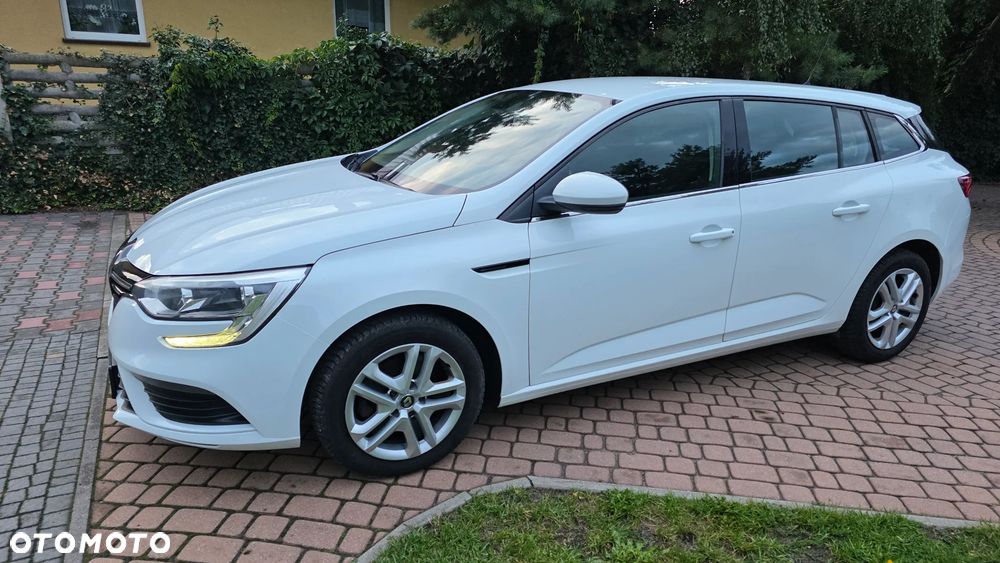 Renault Megane ENERGY TCe 100 PLAY - 9