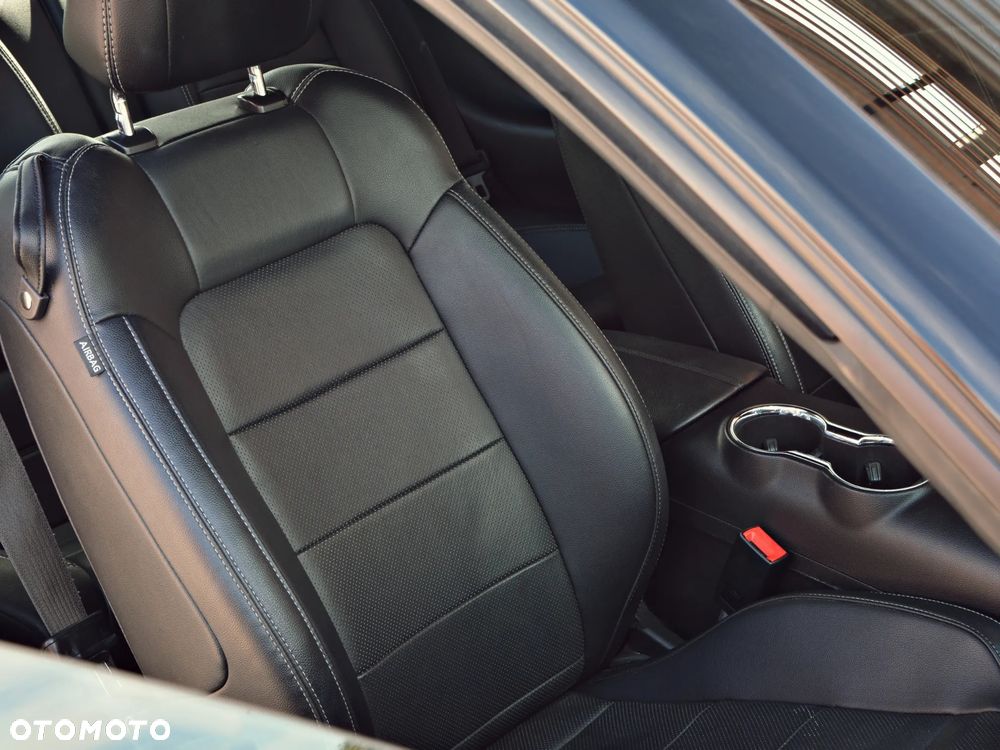 Ford Mustang 2.3 EcoBoost - 28