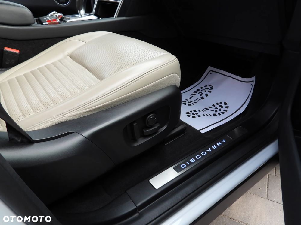 Land Rover Discovery Sport TD4 HSE Luxury - 39