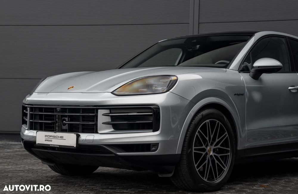 Porsche Cayenne - 4