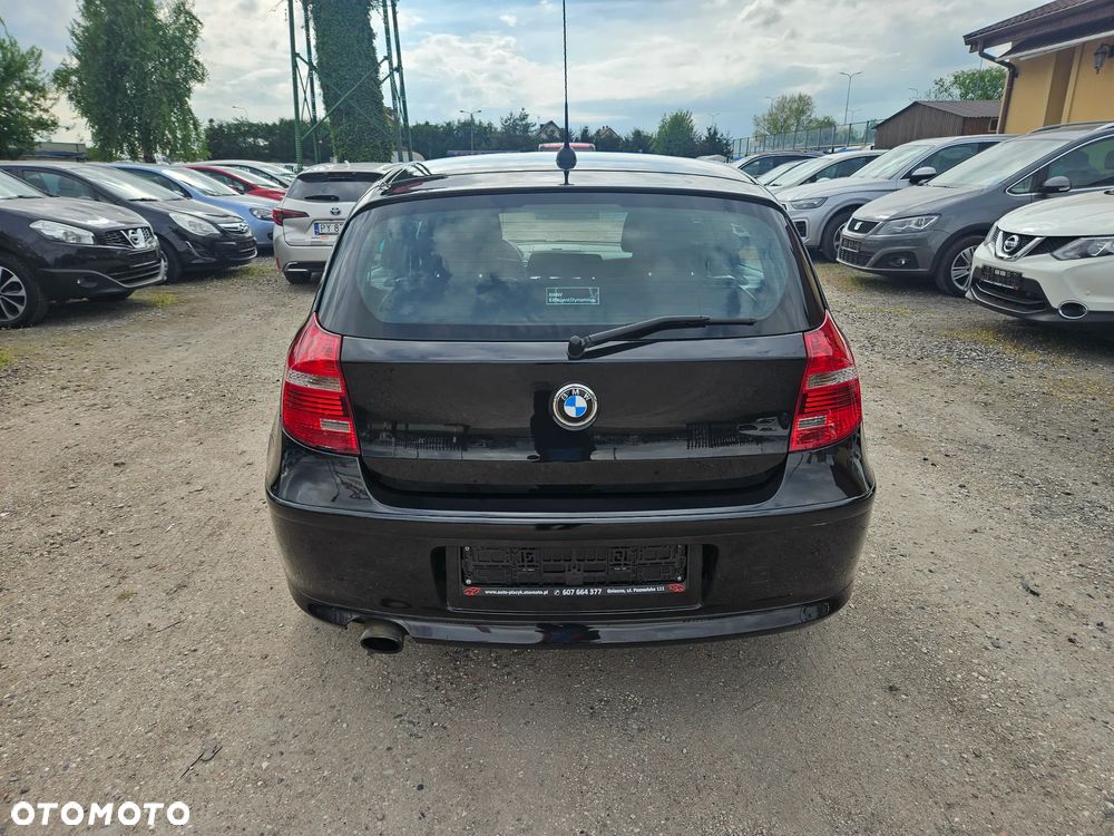 BMW Seria 1 118i Edition Sport - 12