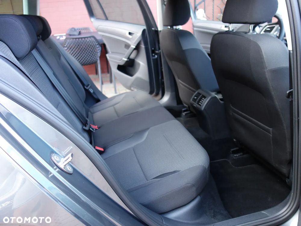 Volkswagen Golf 1.5 TSI ACT OPF Comfortline - 23