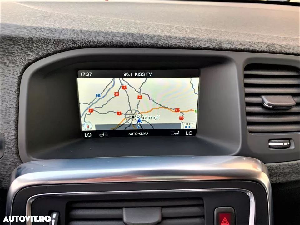 Volvo V60 D4 Geartronic Momentum - 4