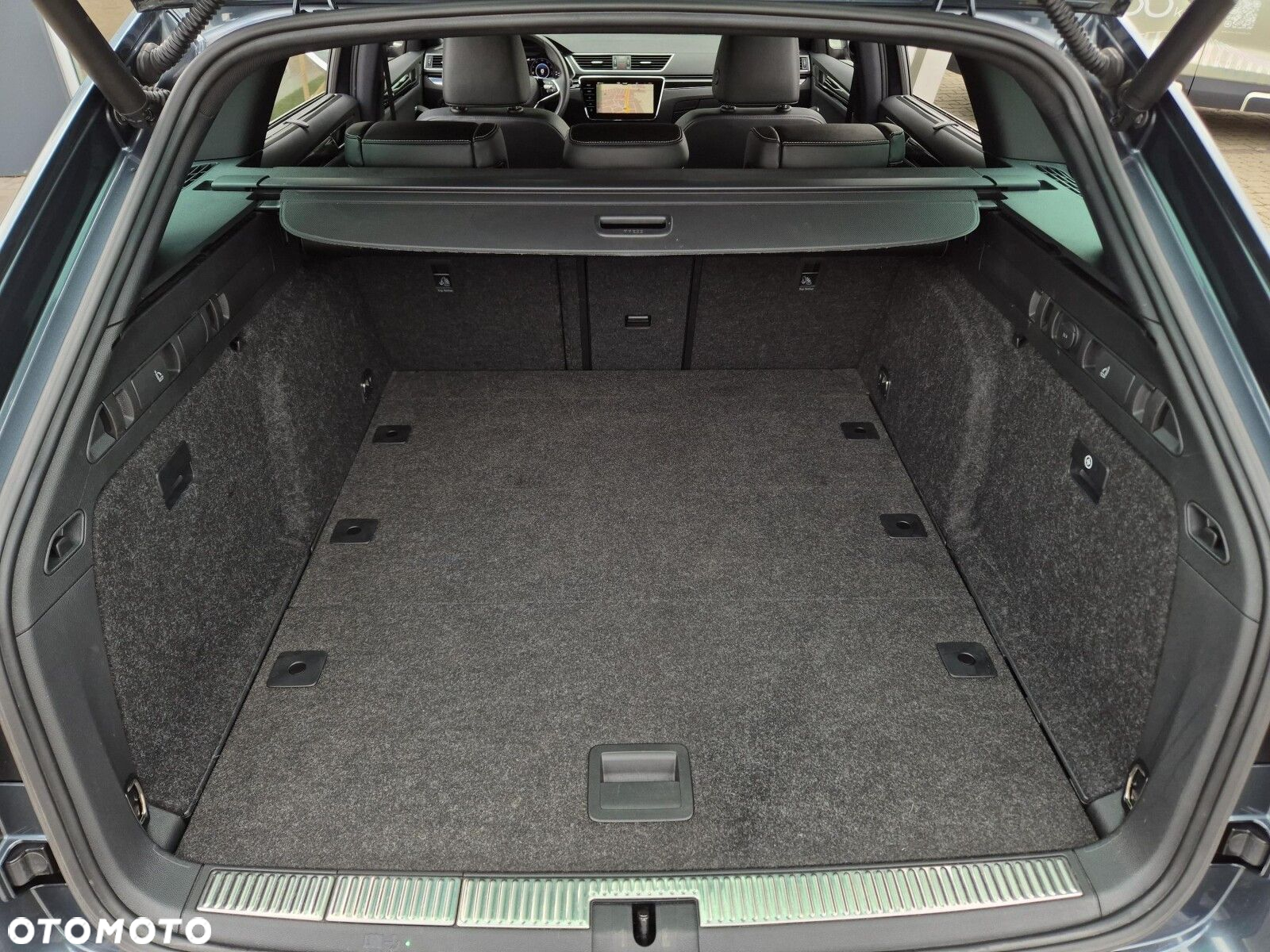 Skoda Superb 2.0 TDI SCR 4x4 L&K DSG - 35