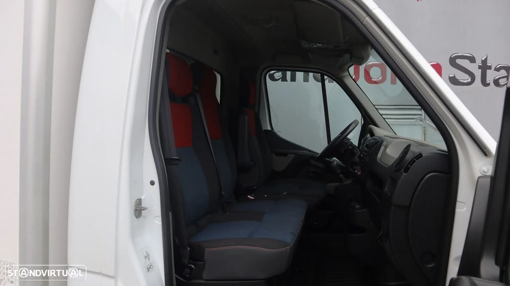 Renault Master 2.3 dCi 125 Contentor frio Carrier Xarios 300 - 11