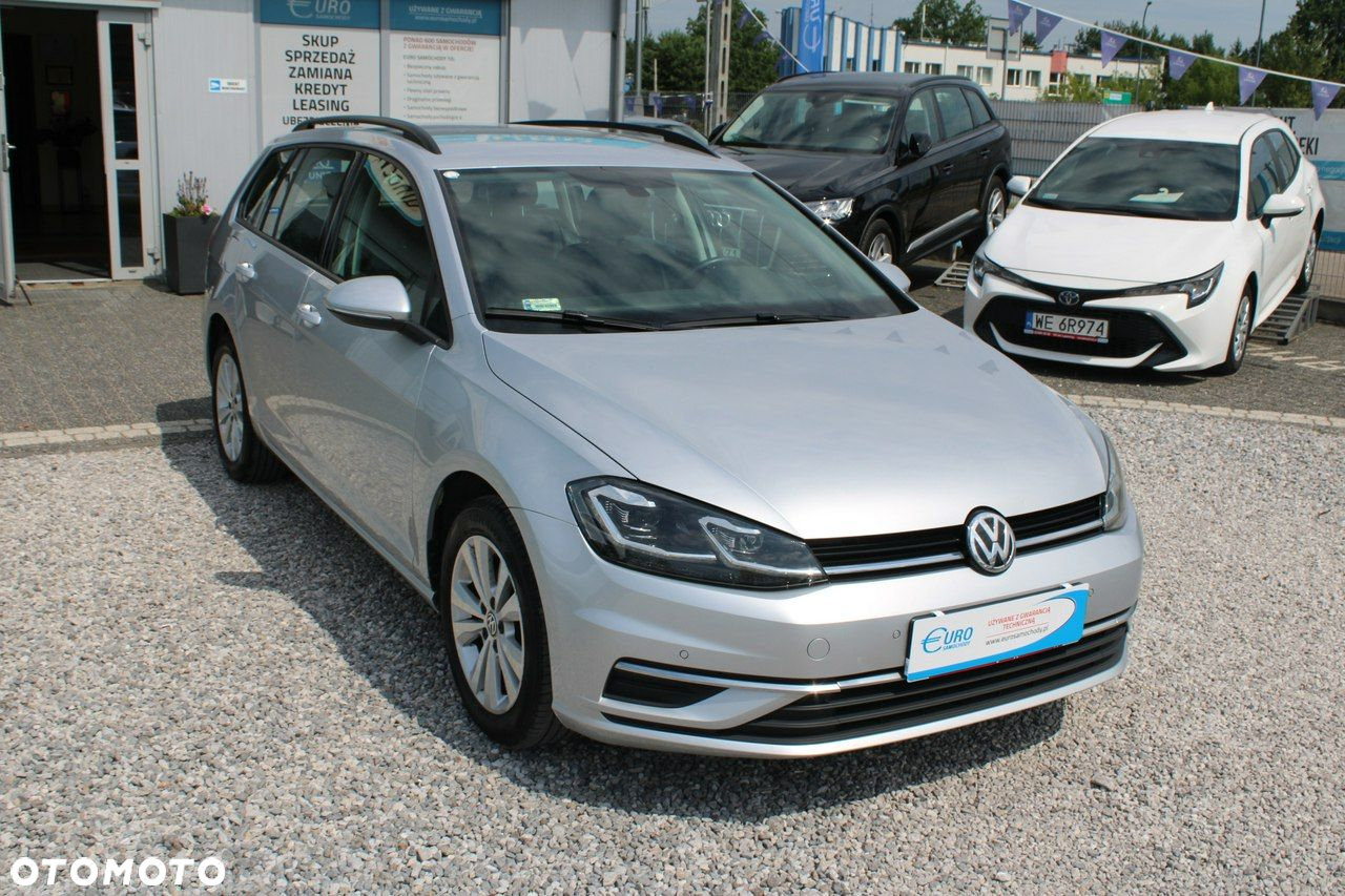 Volkswagen Golf - 4