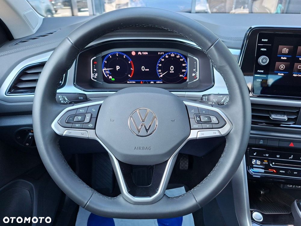 Volkswagen T-Roc - 18