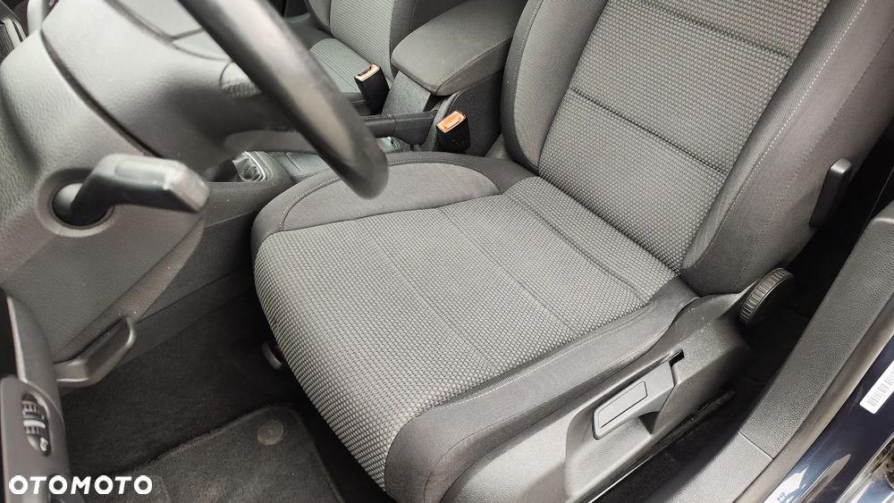 Volkswagen Golf 1.6 Comfortline - 22