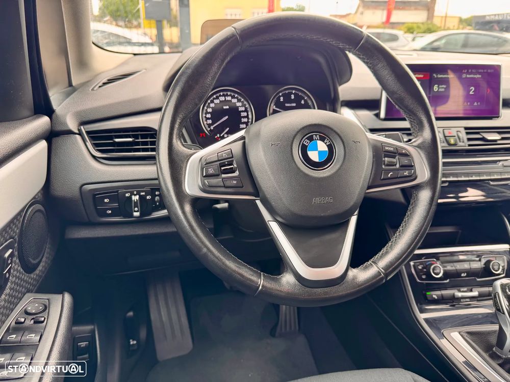 BMW 216 Gran Tourer d Aut. Advantage - 12