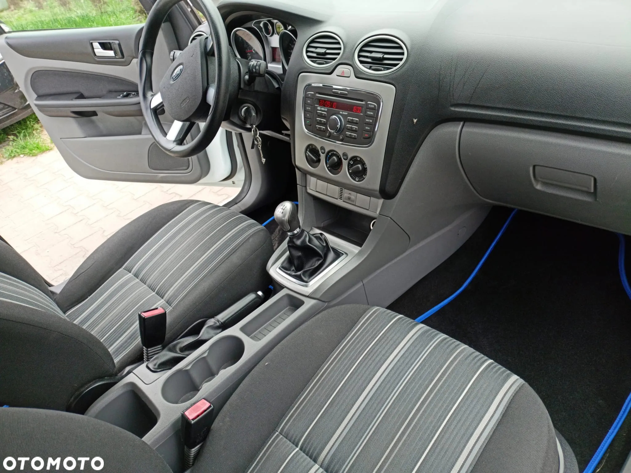 Ford Focus 1.6 16V White Magic - 26