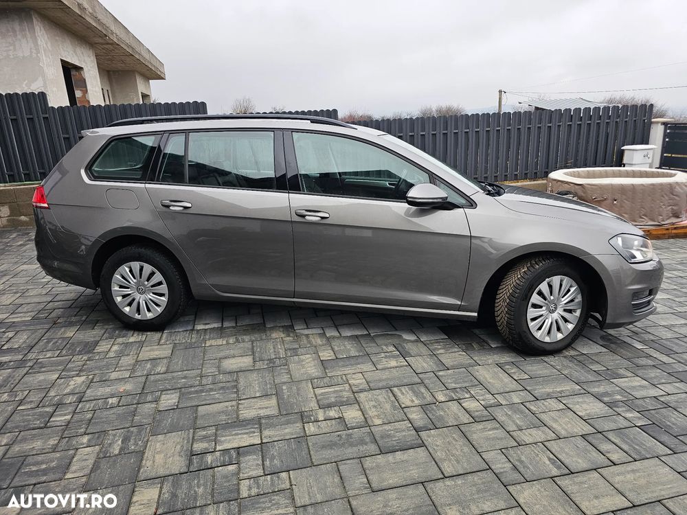 Volkswagen Golf 1.6 TDI BlueMotion Technology DSG Comfortline - 10
