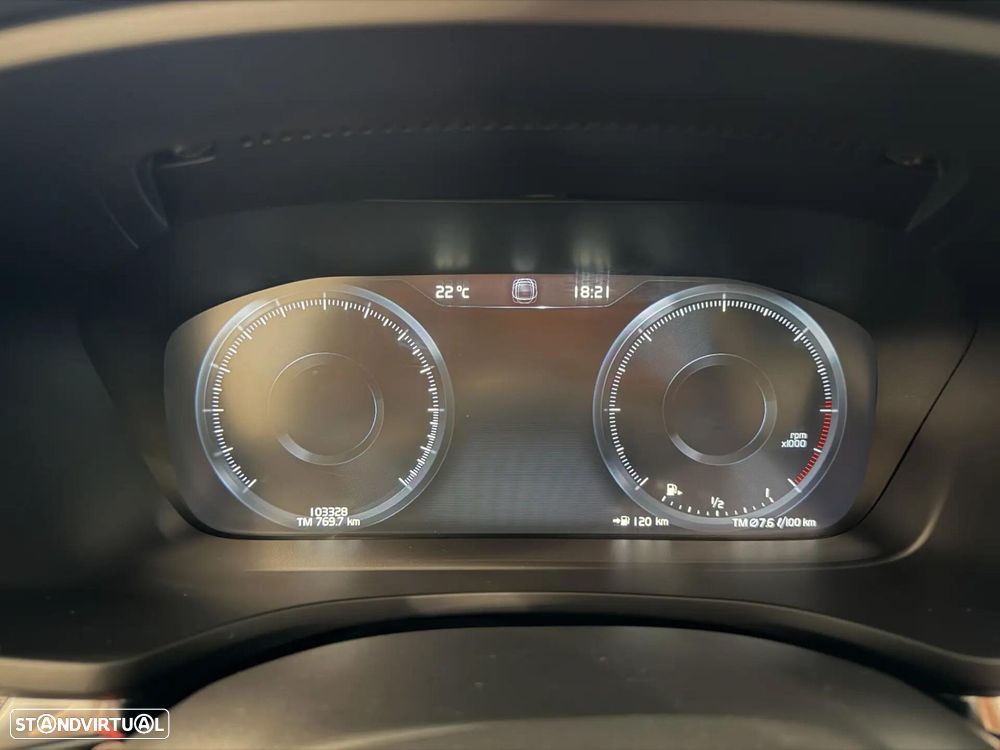 Volvo V60 2.0 B4 R-Design Geartronic - 12