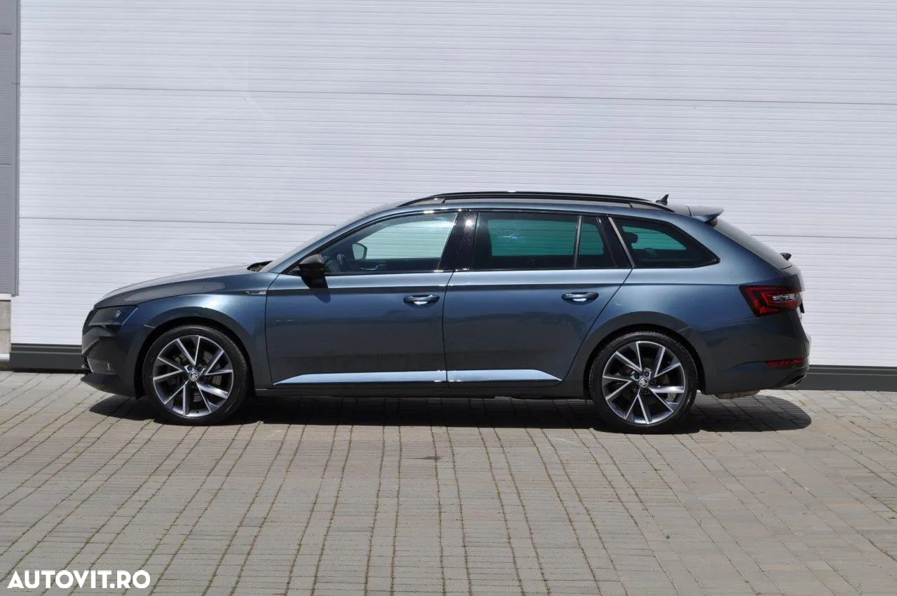 Skoda Superb 2.0 TSI DSG 4X4 Sportline - 9