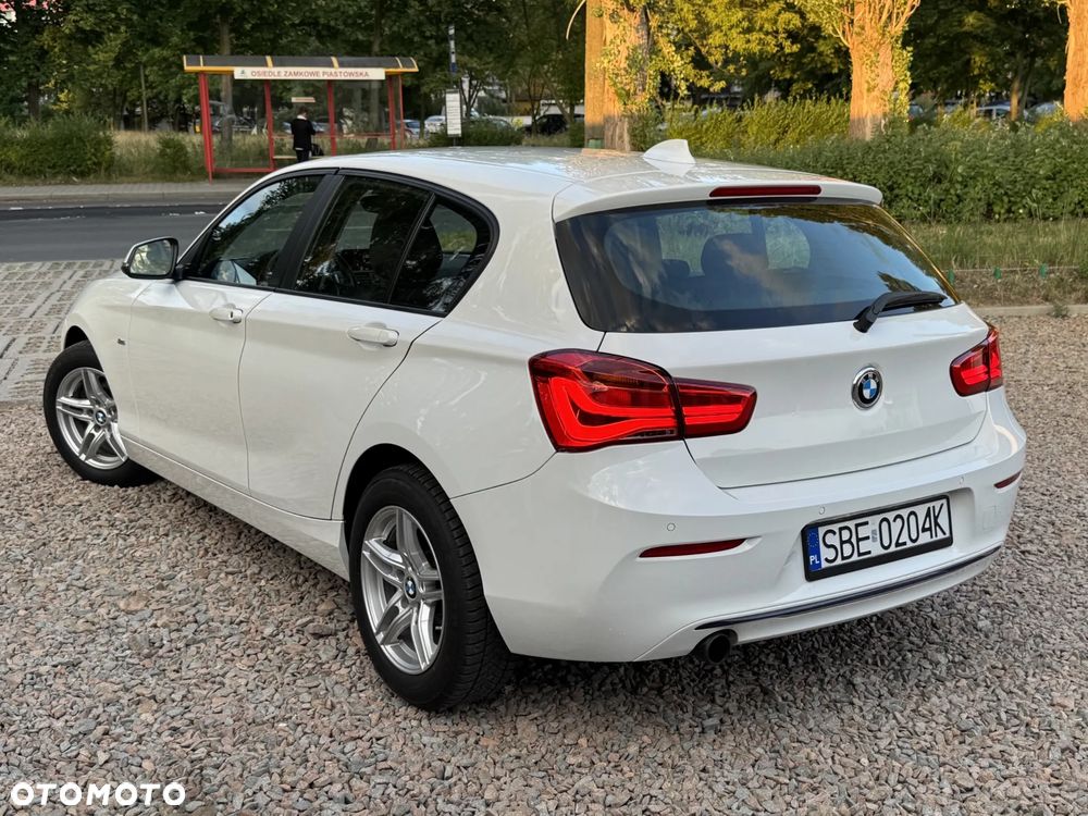 BMW Seria 1 118i Sport Line - 28