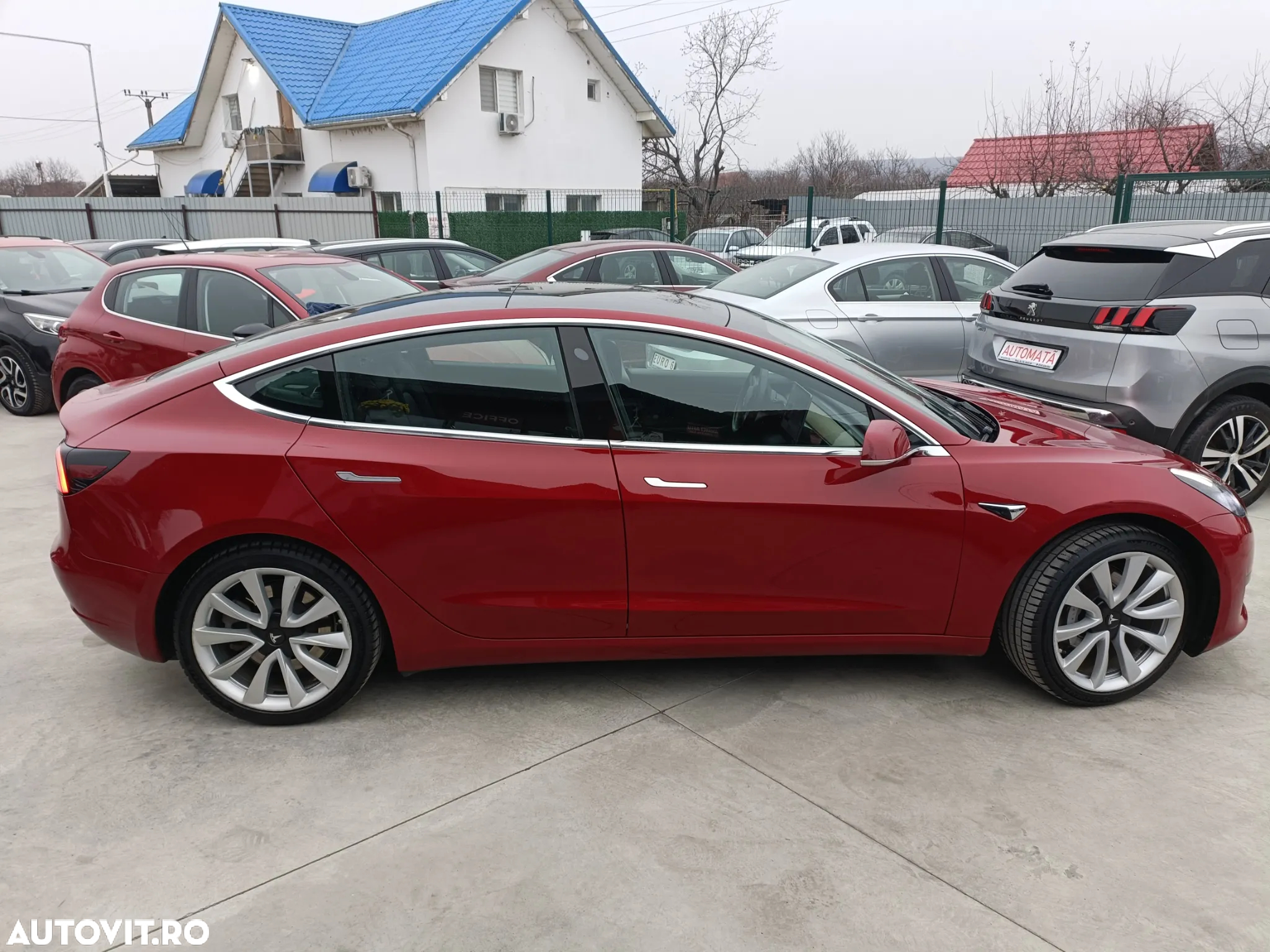 Tesla Model 3 Standard Reichweite Plus Hinterradantrieb - 11