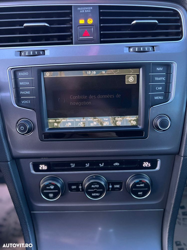 Volkswagen Golf 1.6 TDI (BlueMotion Technology) Comfortline - 22