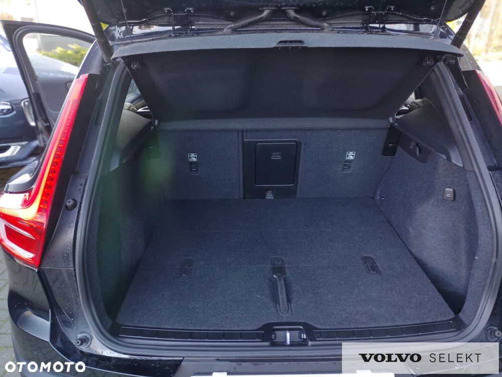 Volvo XC 40 - 28
