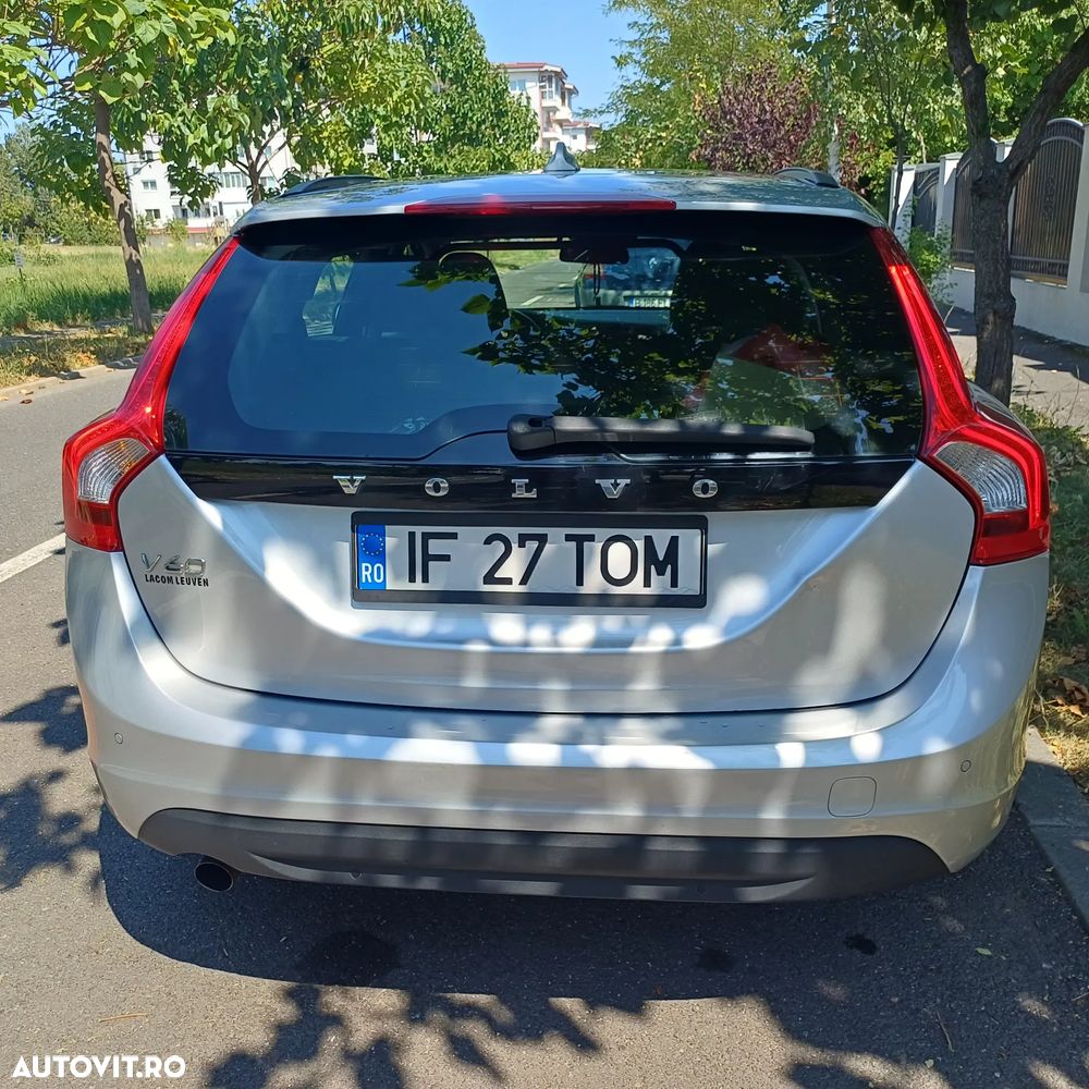 Volvo V60 DRIVe Start-Stop Momentum - 5