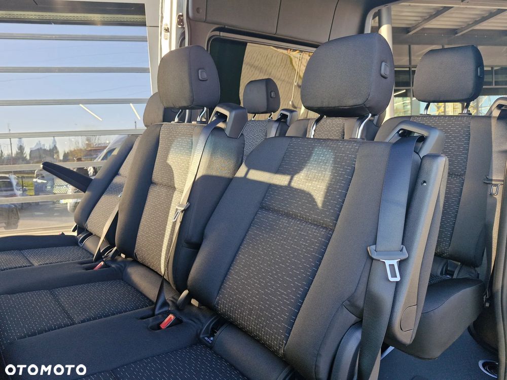 Mercedes-Benz Sprinter - 27