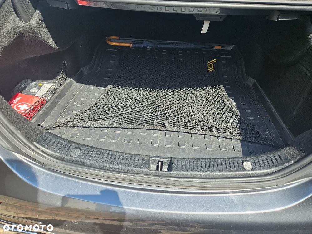 Mercedes-Benz Klasa E 200 9G-TRONIC - 10