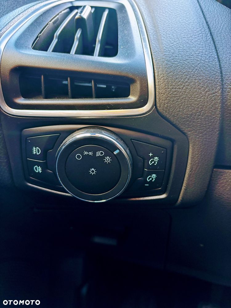 Ford Focus 2.0 EcoBoost ST mit Leder-Exclusiv-Paket - 31