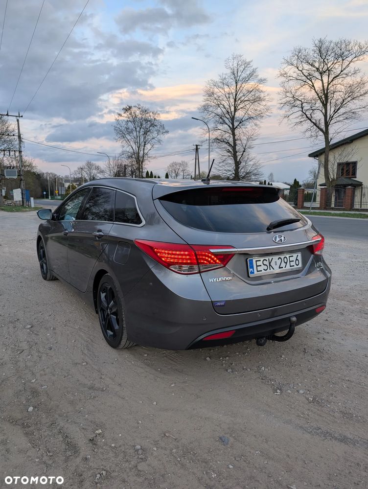 Hyundai i40 2.0 GDI Comfort + - 8