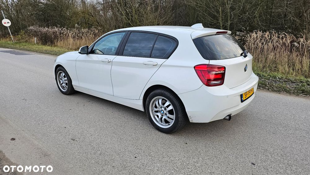 BMW Seria 1 116i Sport Line - 3