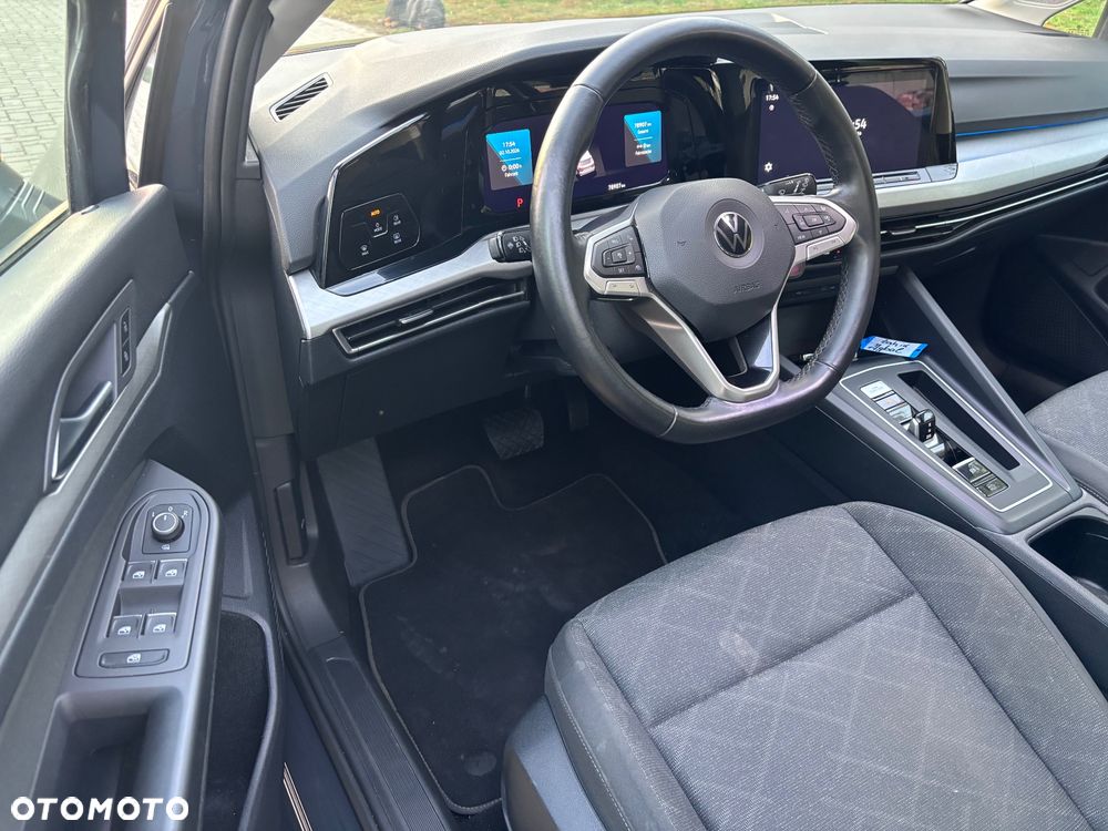 Volkswagen Golf - 13