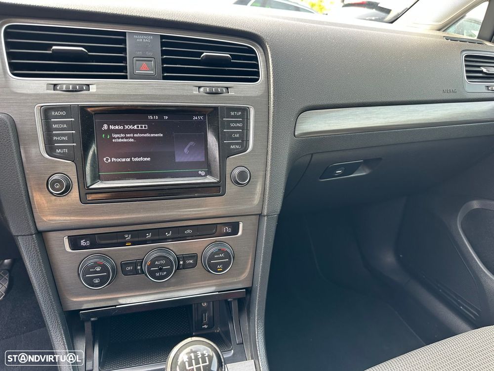 VW Golf 1.6 TDi Confortline - 10