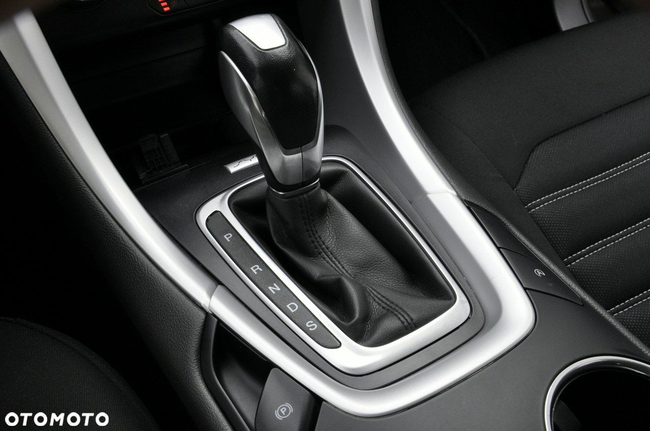 Ford Mondeo - 18